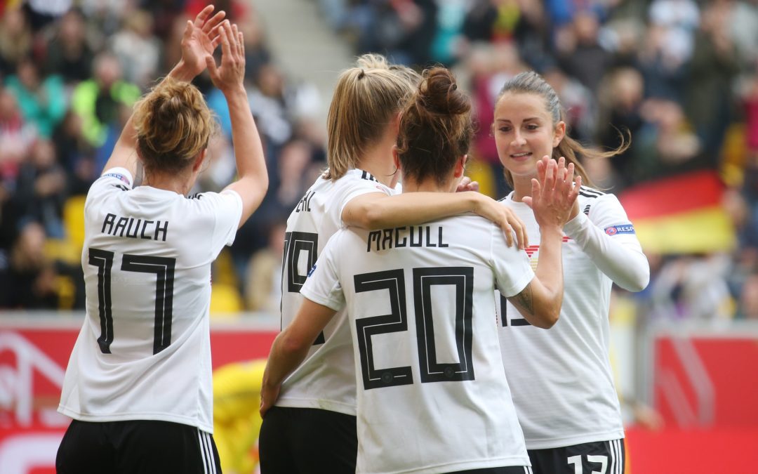 Deutsche Frauen-Nationalmannschaft eröffnet im Preußenstadion das Pflichtspieljahr