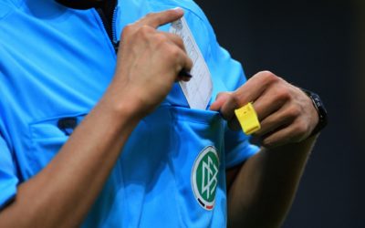 Florian Lechner pfeift letztes Spiel im Jahr 2019
