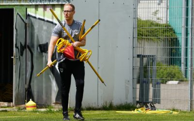 Gemeinsam zurück: Trainingsauftakt mit Fans im Preußenstadion