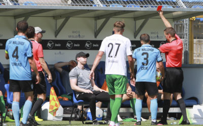 Co-Trainer Louis Cordes mit einem Spiel Innenraumverbot