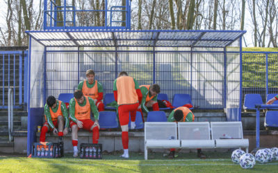 Sonnige Testspiel-Bilder von der Westender Straße