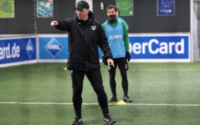 Trainingseinheit in die Soccerhalle Rummenigge verlegt