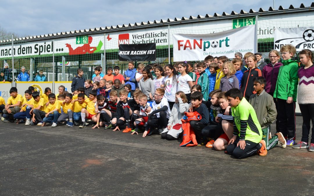 „Kick Racism Out“ – U14-Streetsoccer-Turnier im Preußenstadion