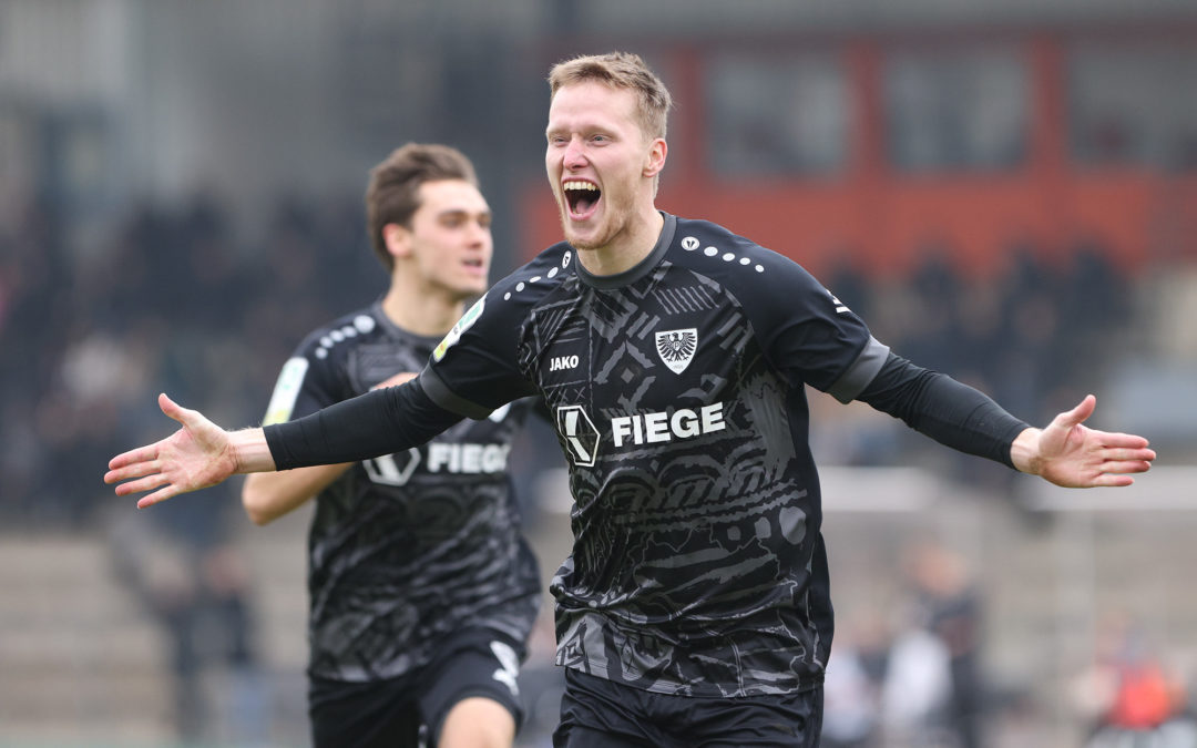 2:1-Auswärtssieg bei Borussia Mönchengladbach: Nächster Dreier im Spitzenspiel!