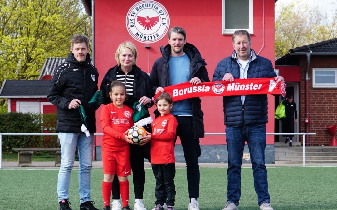 Gemeinsame Kooperation mit der Mädchen- & Damenabteilung von Borussia Münster