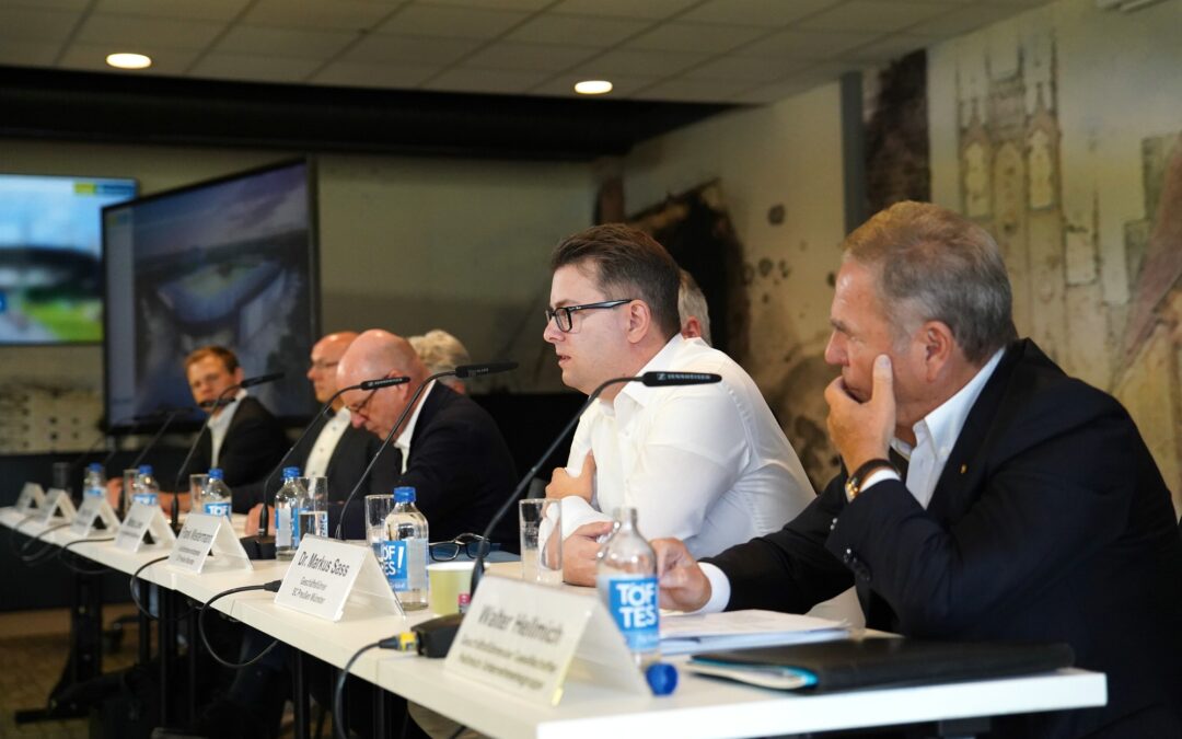 Pressekonferenz Stadionumbau