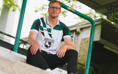 Westfalen-Retro-Shirt feiert beim Schalke-Spiel seine Premiere