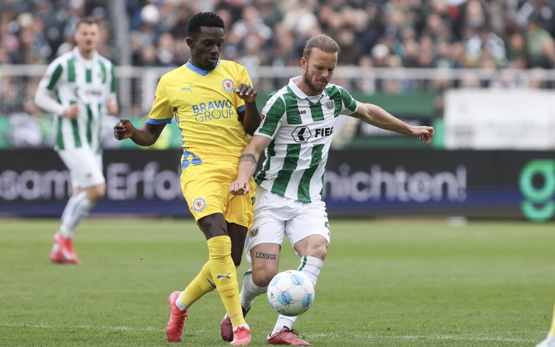 Gegen Eintracht Braunschweig „voll auf dem Gaspedal bleiben“