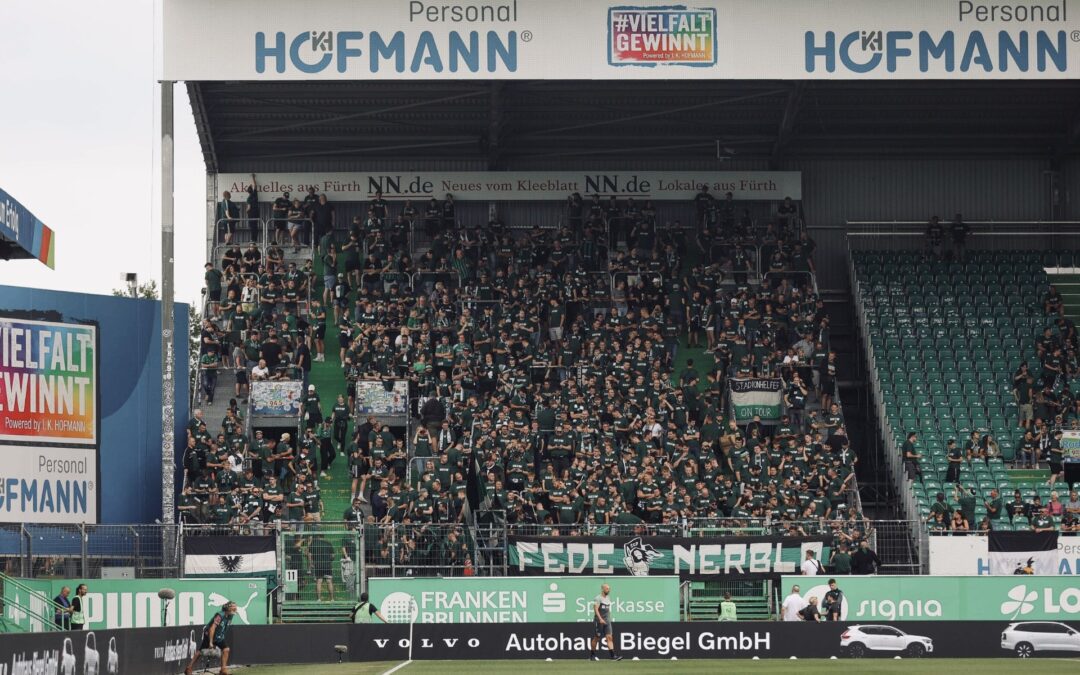 Faninformationen zum Freitagabendspiel in Fürth