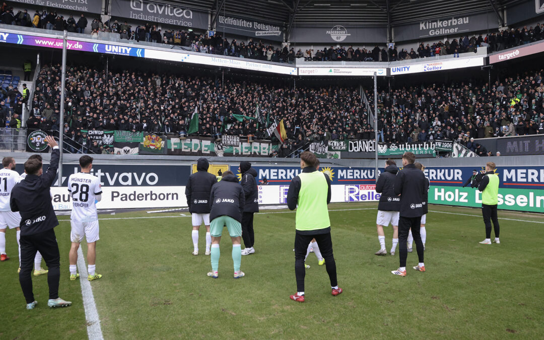 Gute Stimmung trotz Niederlage: Leistungszentrum unternimmt Juniorenfahrt nach Paderborn  