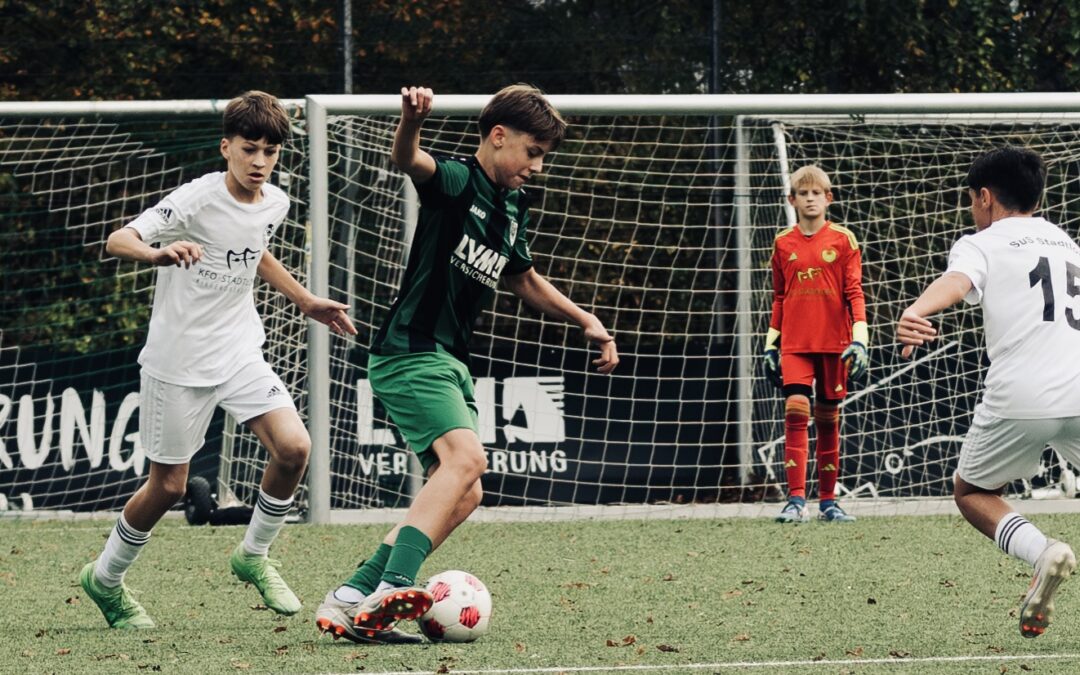 Erste Punktgewinne für U19 und U17 in der neuen Liga – U14 feiert starken Auftritt gegen Köln 
