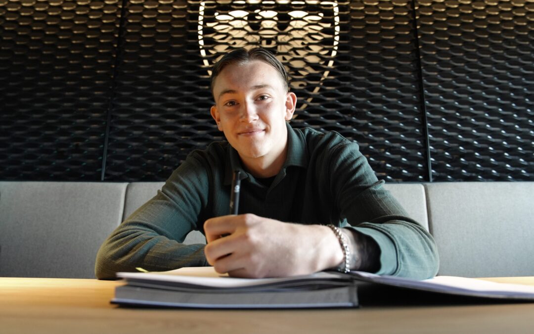 Torwart-Talent Paul Ervens erhält Profivertrag 