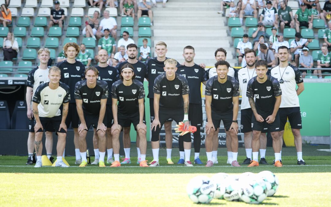 Vor 450 Zuschauern und mit vielen neuen Gesichtern: Trainingsauftakt unter hochsommerlichen Temperaturen