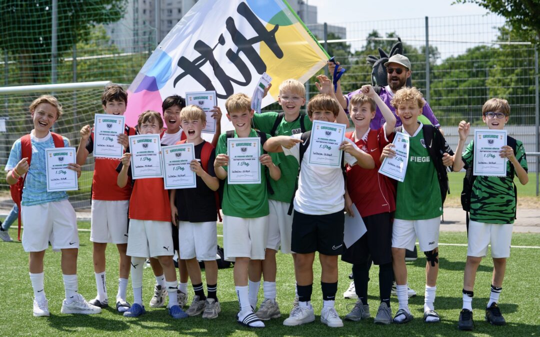 Hervorragende Stimmung und spannende Spiele beim Partnerschulen-Turnier  